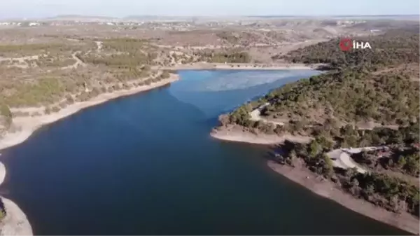 Kar yağışı kuraklığın pençesindeki gölete can suyu oldu