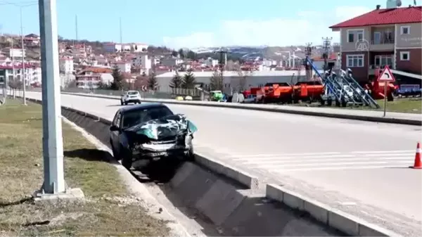 Son dakika... İki otomobilin çarpıştığı kazada 1 kişi öldü, 1 kişi yaralandı