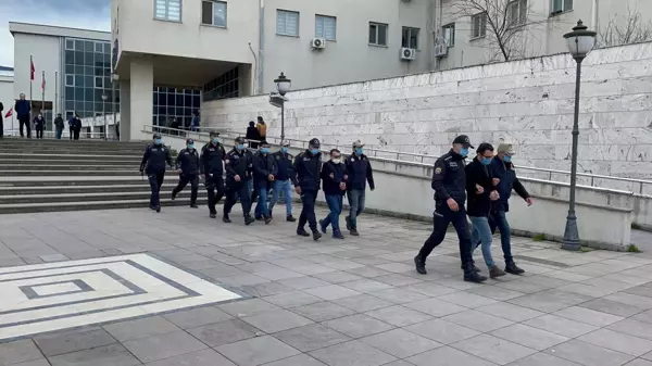 OSMANİYE MERKEZLİ 6 İLDE FETÖ'YE OPERASYONDA 4 TUTUKLAMA