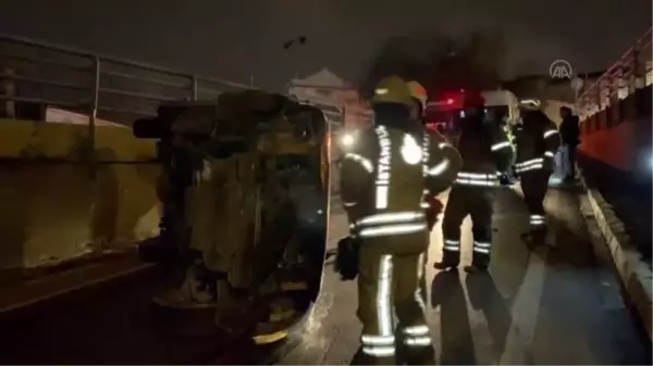 Son dakika haberi! Beyoğlu'ndaki trafik kazasında 1'i ağır 3 kişi yaralandı