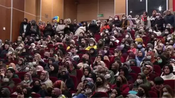 Aile Danışmanı ve Yazar Saliha, Sivaslı kadınlar Erdim yoğun ilgi gördü