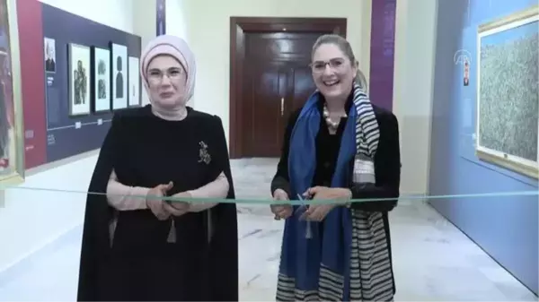 Emine Erdoğan ile Michal Herzog, sergi açılışı yaptı