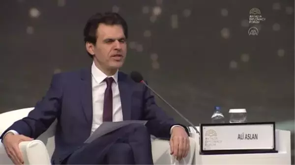 Antalya Diplomasi Forumu'nda, 