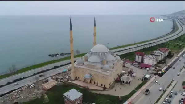 İstanbul Şehzadebaşı Camii'nin bir benzerini Giresun'da inşa ettilerŞehzadebaşı Camisi'nin ölçüleriyle Giresun'un Bulancak ilçesinde yığma taş usulü...