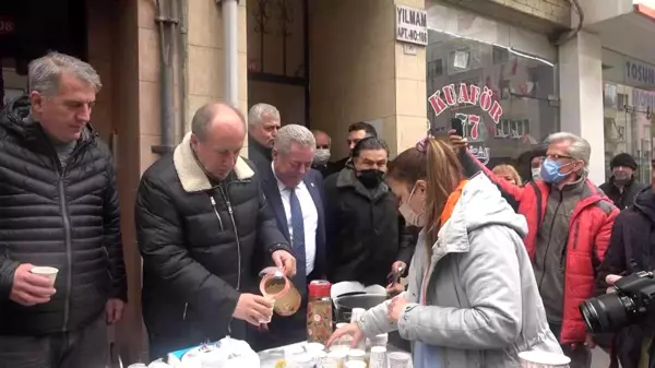 Muharrem İnce, Yalova'da üzüm hoşafı ve ekmek dağıttı