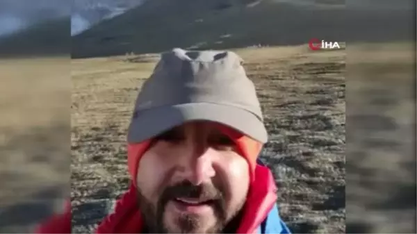 Lokman Hekim Van Hastanesi'nin flaması Everest Tepesi'nde... Vanlı Fizyoterapist Everest Tepesi'ne çıktı