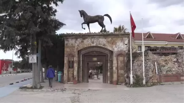 Otel binasından dönüştürülen müze ziyaretçilerini zamanda yolculuğa çıkarıyor