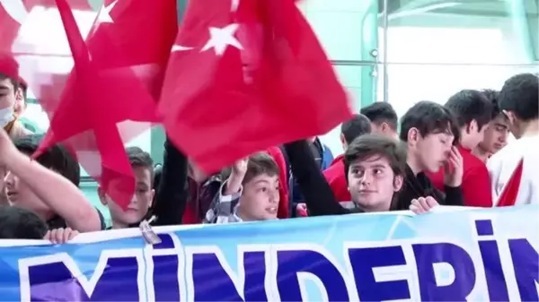 Şampiyon Taha Akgül, yurda döndü