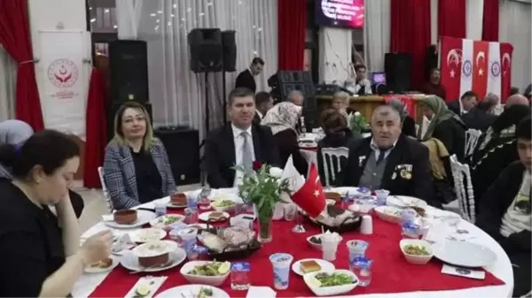 Şehit yakınları ve gaziler iftarda buluştu