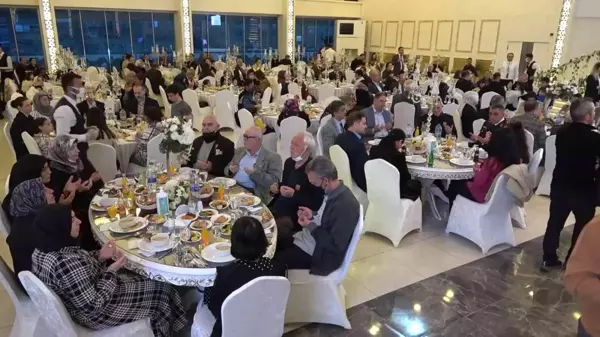 Şehit yakınları ve gaziler iftarda buluştu