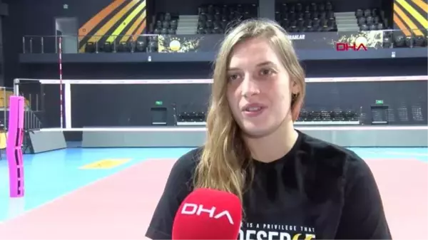 SPOR Cansu Özbay Fenerbahçe'ye karşı ilk iki sette gözümüzü açamadık, üçüncü sette eski VakıfBank olarak sahaya çıktık