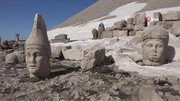 Nemrut Dağı'nda turizm sezonu açıldı