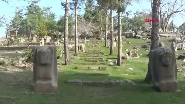 DOKTORA ÖĞRENCİLERİ, ÖREN YERLERİNDE DERS İŞLEDİ