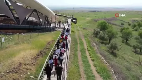 Haliliye belediyesi ile minikler ilk kez Göbeklitepe'de