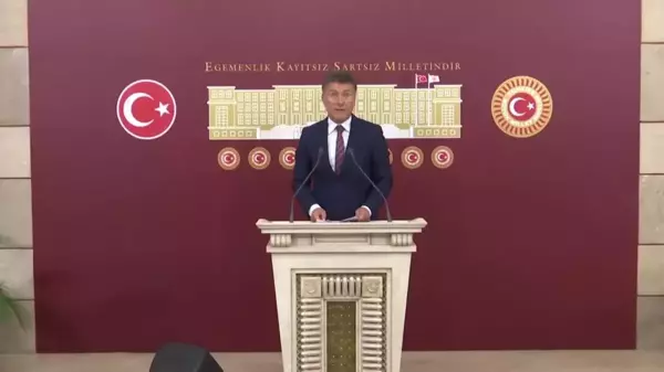 Orhan Sarıbal: 