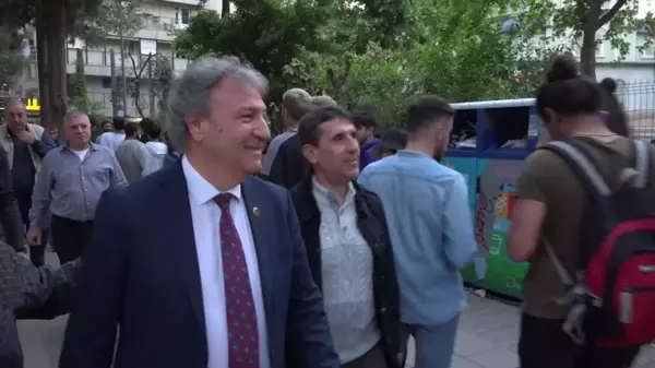 Bornova Belediye Başkanı Mustafa İduğ Önce Camii Ardından Kilise İftarındaydı