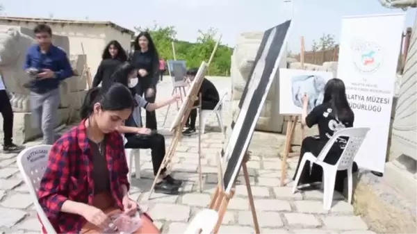 Arslantepe Höyüğü'ndeki eserler müzik eşliğinde resmedildi