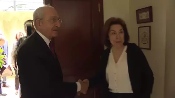 Kılıçdaroğlu, Gazeteci Pınar Türenç'e Taziye Ziyaretinde Bulundu