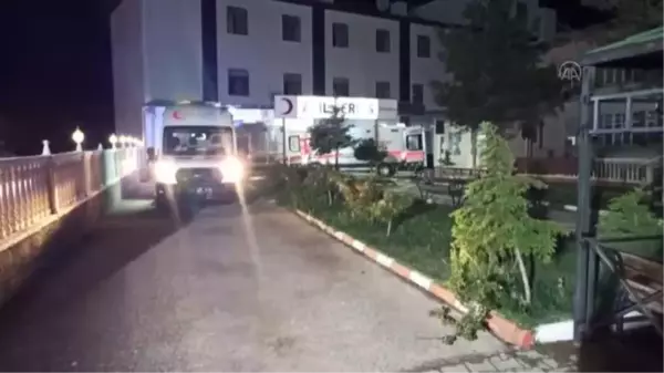 Otomobilin devrilmesi sonucu 1 kişi öldü, 2 kişi yaralandı