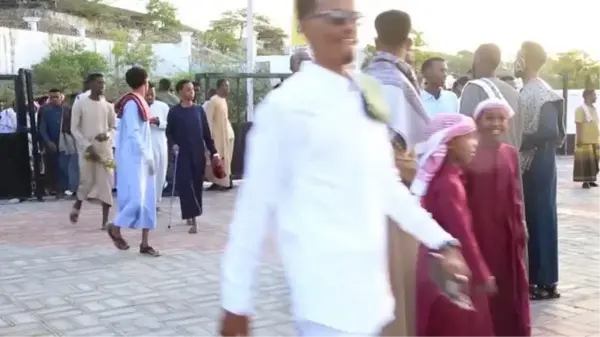 Somali'de Ramazan Bayramı namazı kılındı