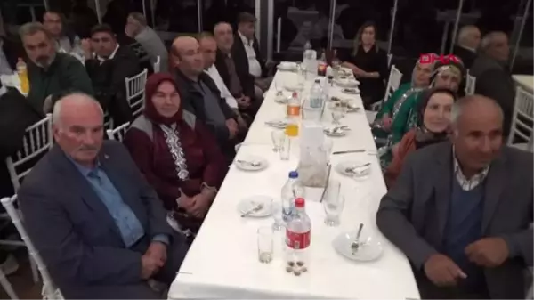 AK PARTİ'Lİ TURAN, ÇANAKKALE'DE ALEVİ DEDELERİYLE BİR ARAYA GELDİ