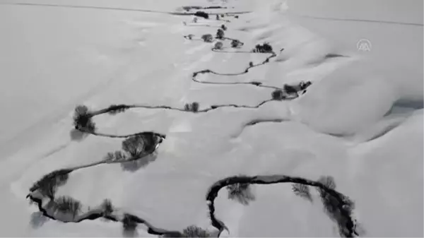 Yağmur ve kar suları, büyük bölümü kuruyan Patnos Barajı'na yaradı