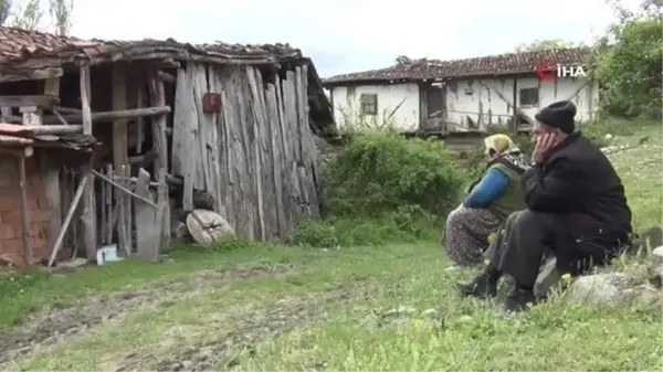 30 yıldır heyelan korkusuyla yaşıyorlar...Mağdur edildiklerini iddia eden Kocatürk ailesi yetkililerden yardım istiyor