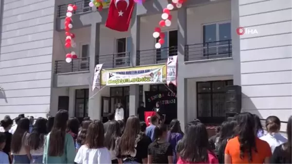 Şırnaklı öğrenciler Bilim Fuarı'nda çalışmalarını sergiledi