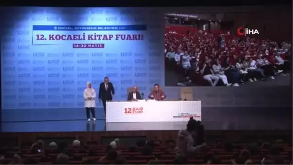 Zafer Algöz ve Can Yılmaz'a Kitap Fuarı'nda büyük ilgi