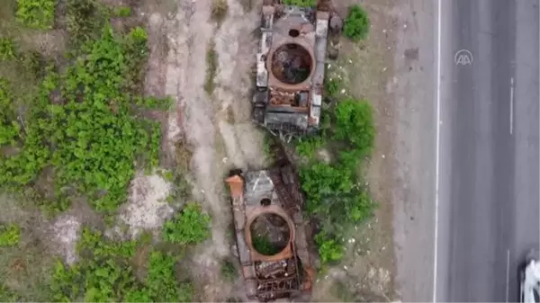 Kiev çevresinde yoğun çatışmanın yaşandığı bölge, tank mezarlığına döndü