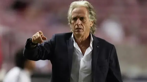 Fenerbahçe'nin yeni hocası Jorge Jesus ortalığı yıktı! Kurtlar Vadisi'nin efsane karakterine tıpatıp benziyor