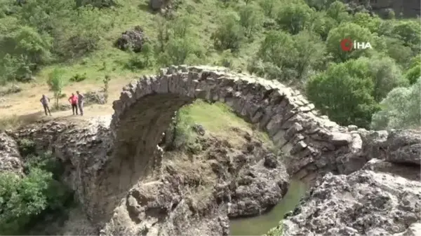 2 Bin yıllık Taş Köprü yıllara meydan okuyor