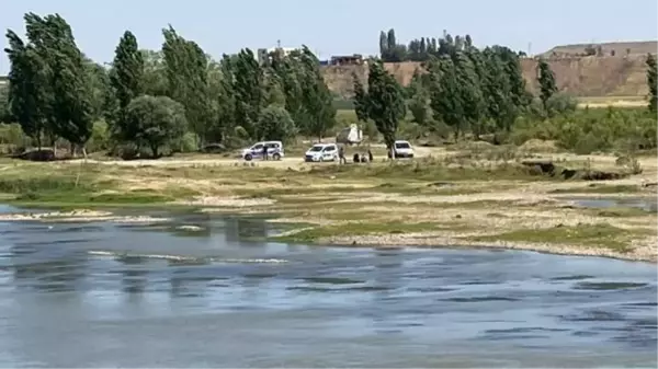 Sıcak havadan kaçıp serinlemek isteyen 3 lise öğrencisi, Dicle Nehri'nde boğularak can verdi