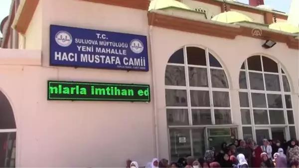 Suluova'da 2 yıl sonra ilk hac kafilesi dualarla yola çıktı