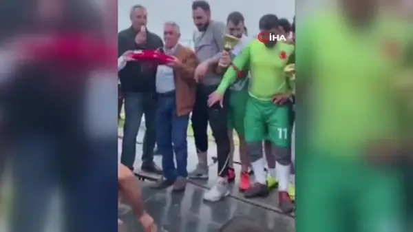 Komşu ilçelerin futbol turnuvasında şok