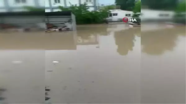 Sağanak sonrası sular altında kalan Akyurt'ta yaralar sarılıyor