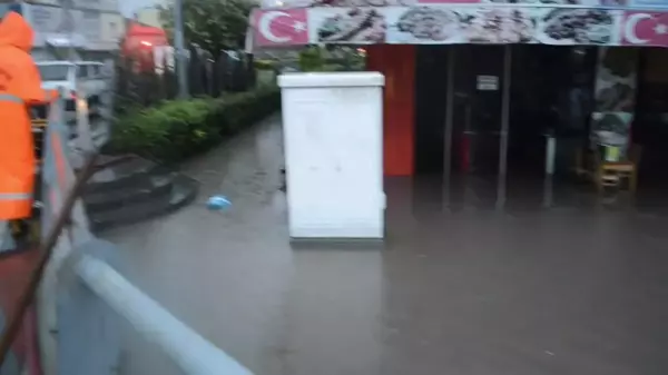 Osmaniye'de İş Yerini Su Basan Esnaf: Oy Veren Ellerim Kırılsın