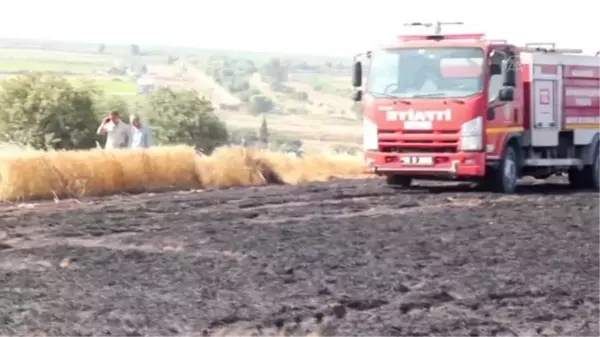 Son dakika haberi! BALIKESİR - Buğday tarlalarında çıkan yangınlar söndürüldü