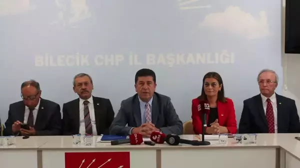 Yaşar Tüzün'den CHP'den İhraç Edilen Bilecik Belediye Başkanı Semih Şahin'e 11 Soru