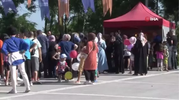 Esenler'de Kiraz Festivaline yoğun ilgi