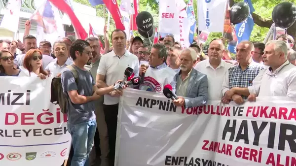 Birleşik Kamu-İş, Enflasyon Verilerini Tüik Önünde Protesto Etti: 