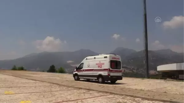 Alanya'da ambulans helikopter prematüre bebek için havalandı