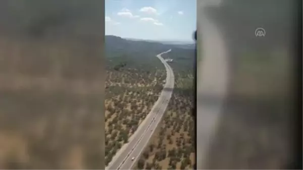 BALIKESİR - Edremit Körfezi'nde helikopter destekli trafik denetiminde 12 sürücüye ceza kesildi