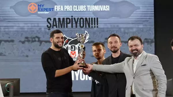 Galatasaray'ın ardından Beşiktaş da duyurdu! Pro Clubs takımı ile yollarını ayırdı