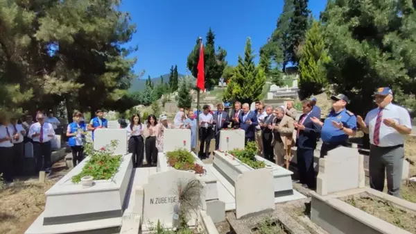 15 Temmuz şehidi Metin Arslan Karabük'teki mezarı başında anıldı