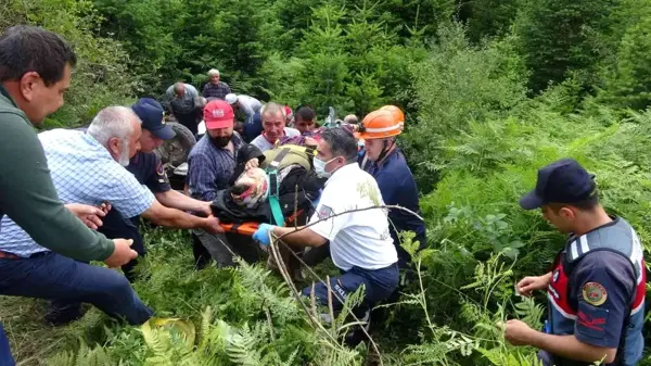 Son dakika haber! Devrilen traktördeki anne ve oğlu yaralı kurtuldu