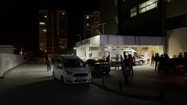 Niğde'de Polis Aracı Şarampole Yuvarlandı 3 Polis Memuru Yaralandı