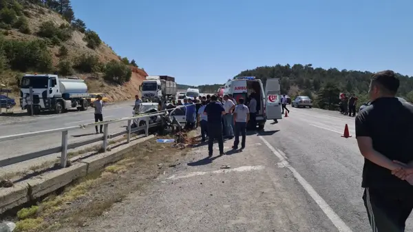 Kütahya haber... Kütahya'da otomobilin bariyerlere çarpması sonucu 1 kişi öldü