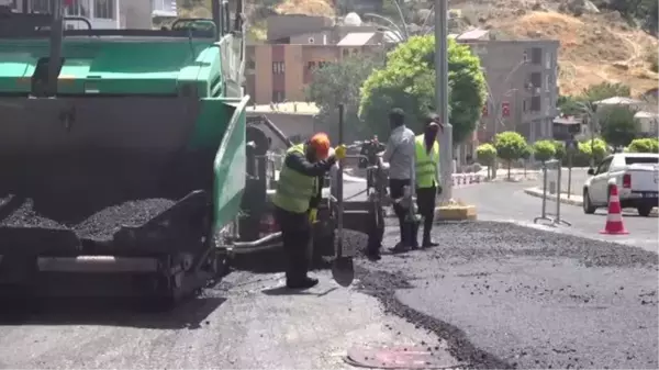 Ana arterlerde 30 kilometrelik sıcak asfalt çalışması başladı