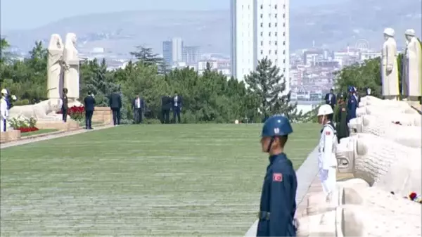 Son dakika haberleri... Cumhurbaşkanı Recep Tayyip Erdoğan Yüksek Askeri Şura üyeleri ile Anıtkabir'i ziyaret etti